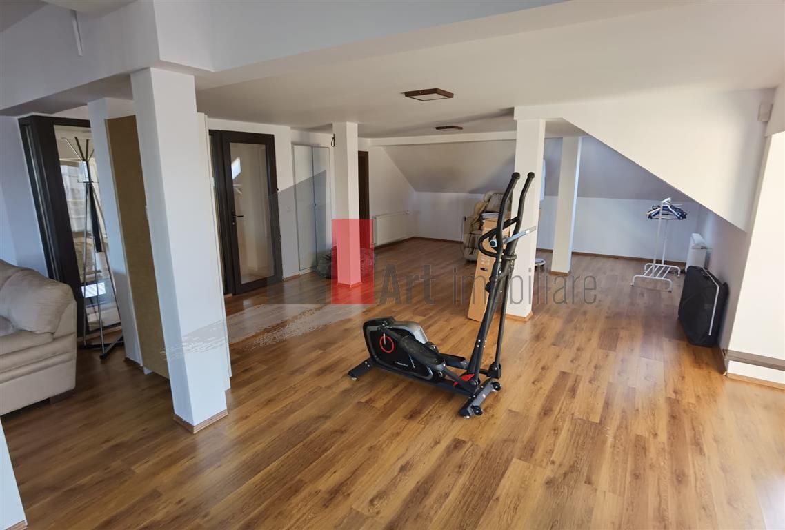 VIla 11 Camere Cernica - Poză 33