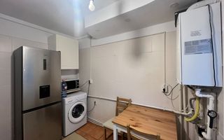 Garsoniera Lujerului | Str. Cupolei | Centrala termica proprie - Poză 7
