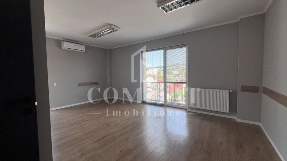 Apartment 2 camere decomandate | ideal pentru firmă | zona Câmpului - Poză 1