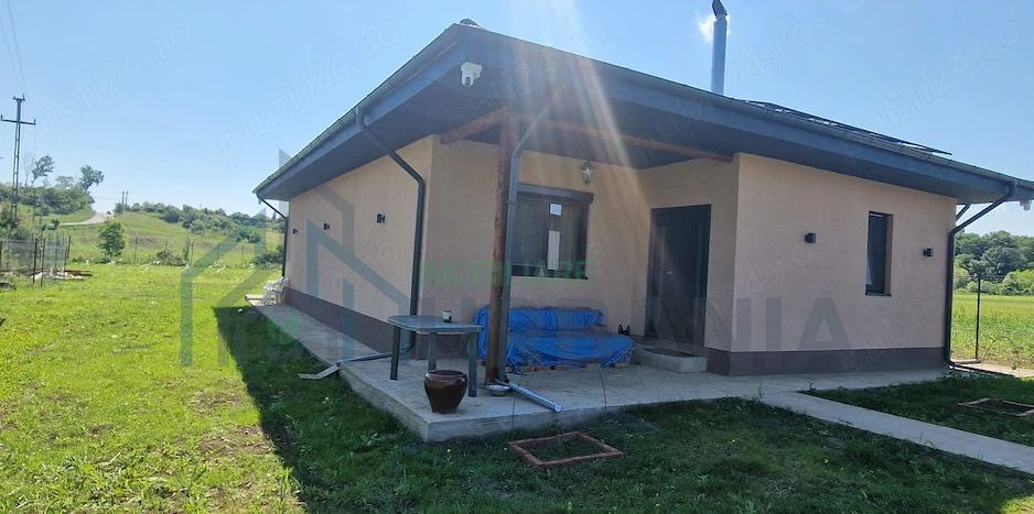 Casă Independentă 113mp utili, Teren 1935mp   Mogoșești (15km Palas Iași) - 119.000 - Poză 2