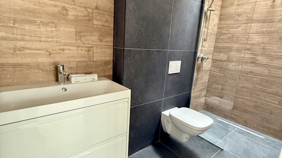 Calea Buziașului | Casă individuală | Carport | Terasă circulabilă - Poză 16