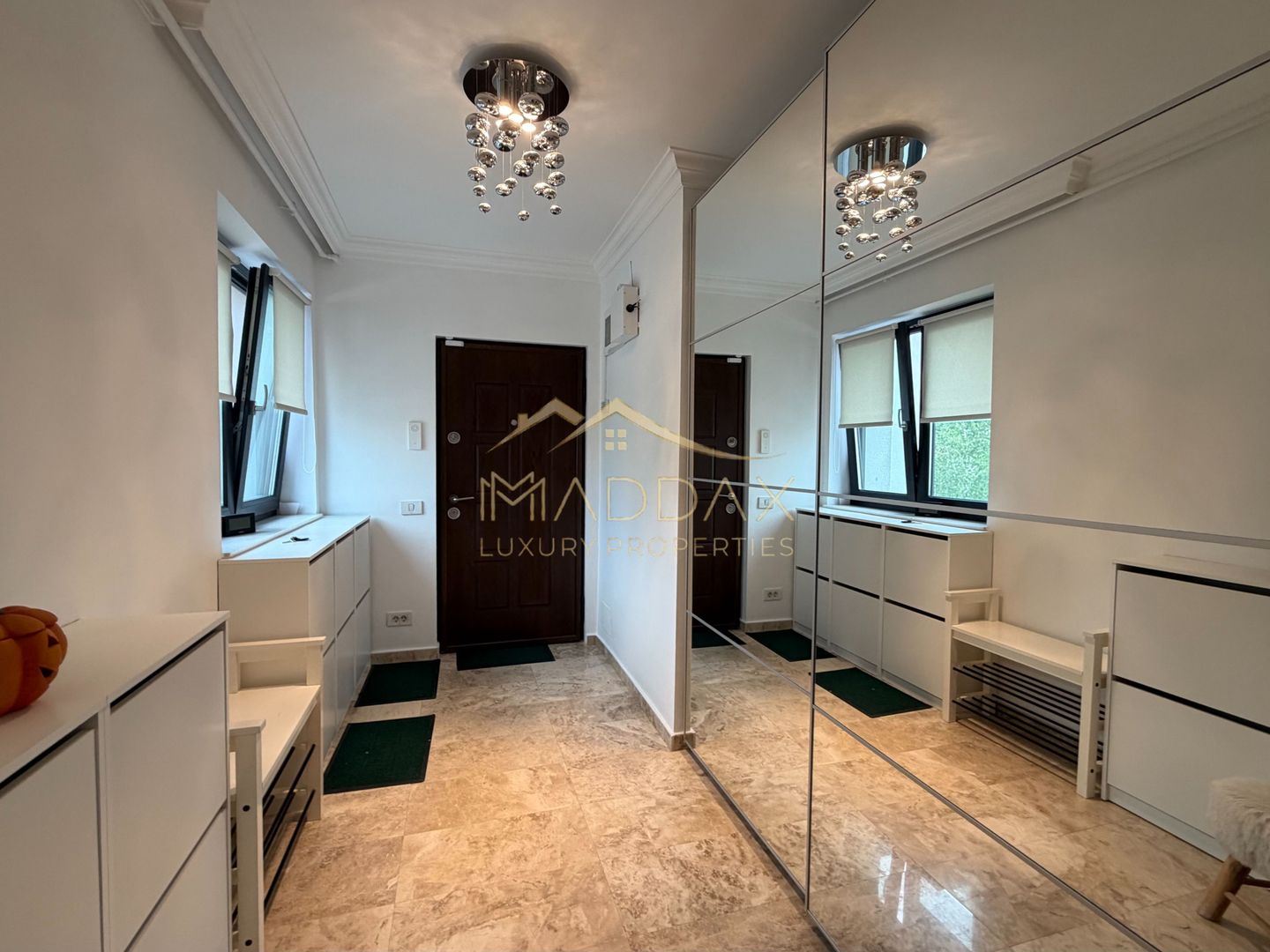 Apartament de tip Duplex 6 camere *250mp* + 2 Garaje // Herastrau - Poză 4