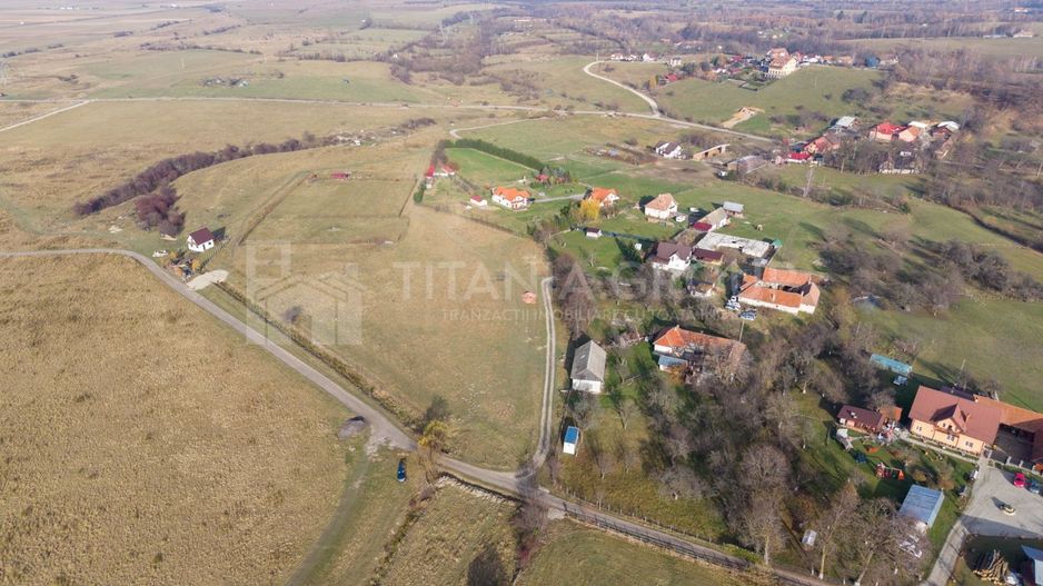 Teren intravilan parcelabil, priveliște spre munți, Sohodol, Bran - Poză 18