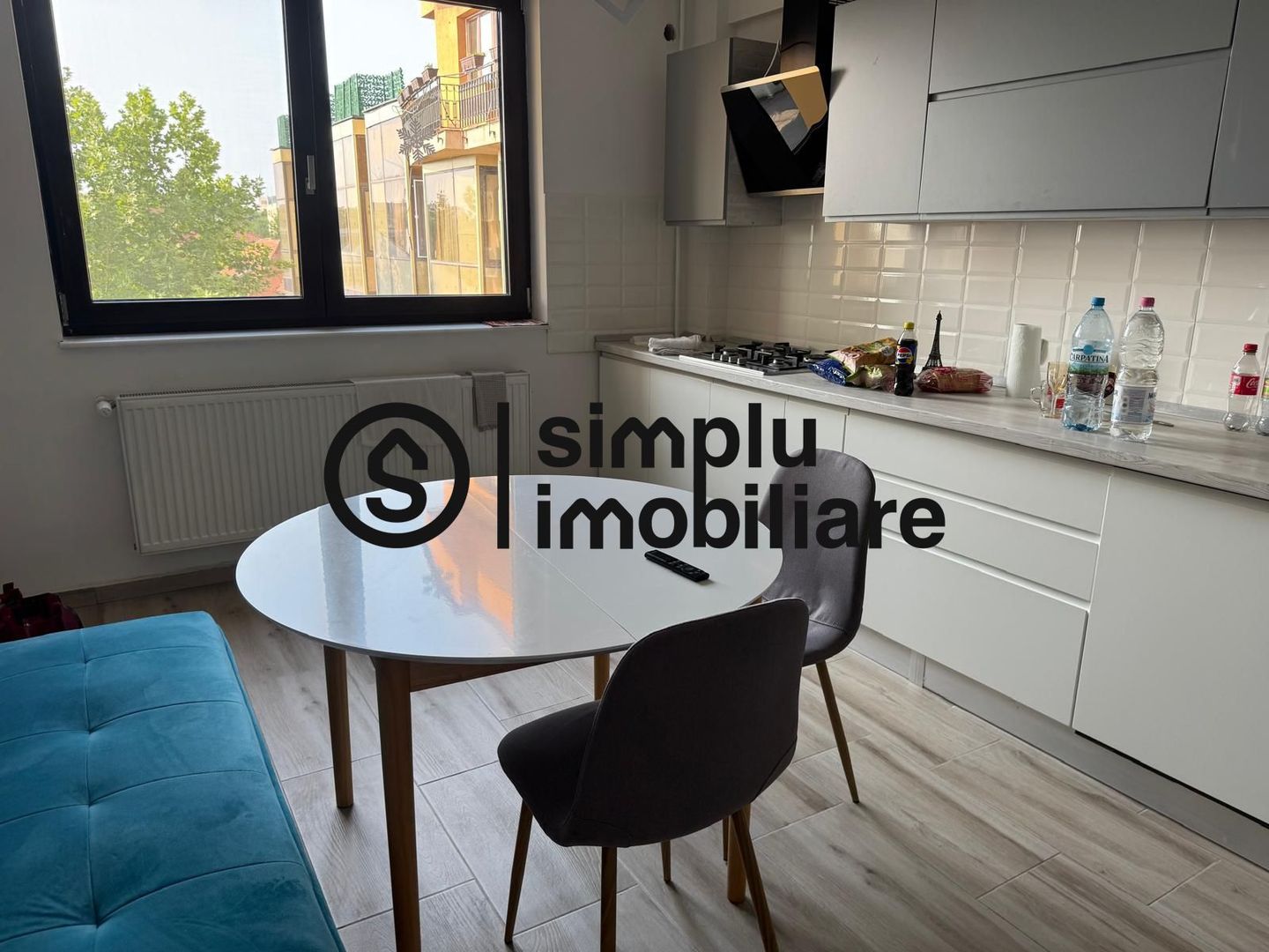 Apartament 3 camere -Centru - Poză 1