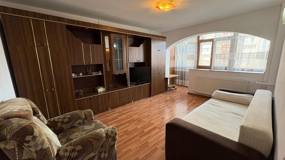 AP. 2 CAMERE EROII REVOLUTIEI, BUCATARIE INCHISA, MODERN, METROU 2 MIN - Poză 1