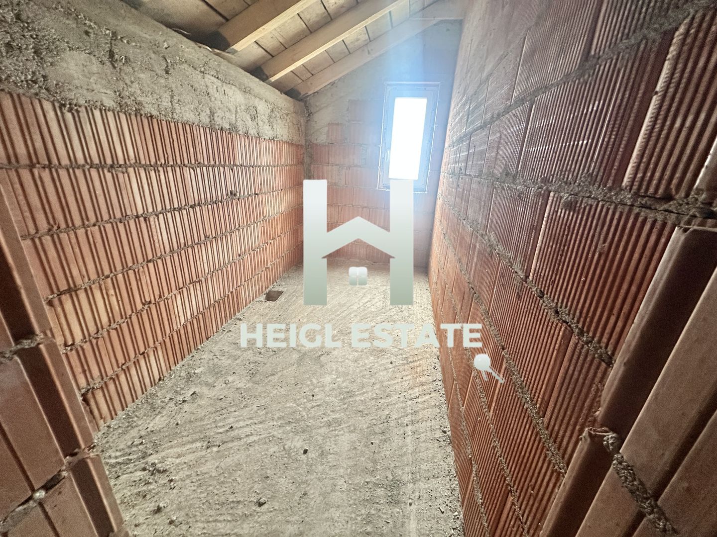 Duplex separat prin camera tehnica,  spre vanzare cu 4 camere - Poză 6