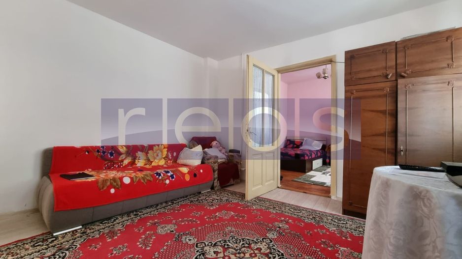 VANZARE CASA 2 CAMERE | ZONA TINERETULUI -CURTE COMUNA - Poză 3