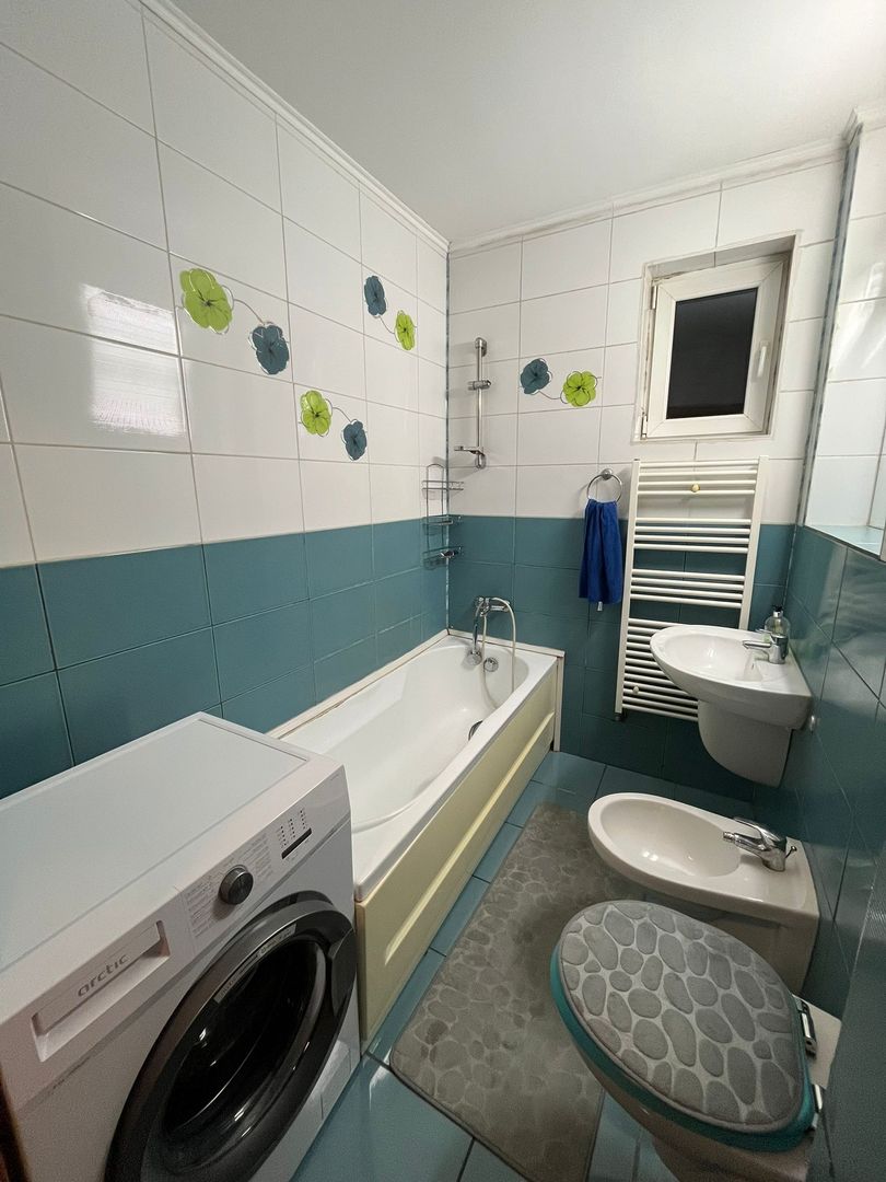 Apartament excelent cu 3 camere, Vatra Luminoasa - Poză 9