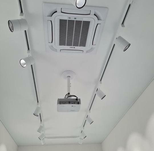 Spațiu Comercial || Birou de Inchiriat  ||  Vitrina Stradala ||  Zona Cișmigiu - Poză 7