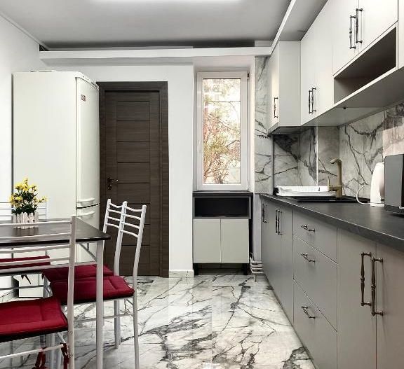 Apartament cu 3 camere zona ONIX, mobilat și utilat complet, 700 euro/luna - Poză 15