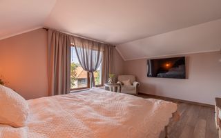 Proprietate exclusivista de vanzare: 2 case | 9 camere | 2000 mp teren - Poză 50