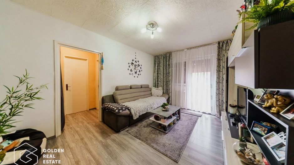 Apartament 3 camere, etaj 2, str Stupilor, fara comision - Poză 1