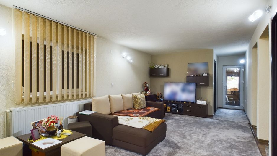 Casă individuală Utvin - Poză 2