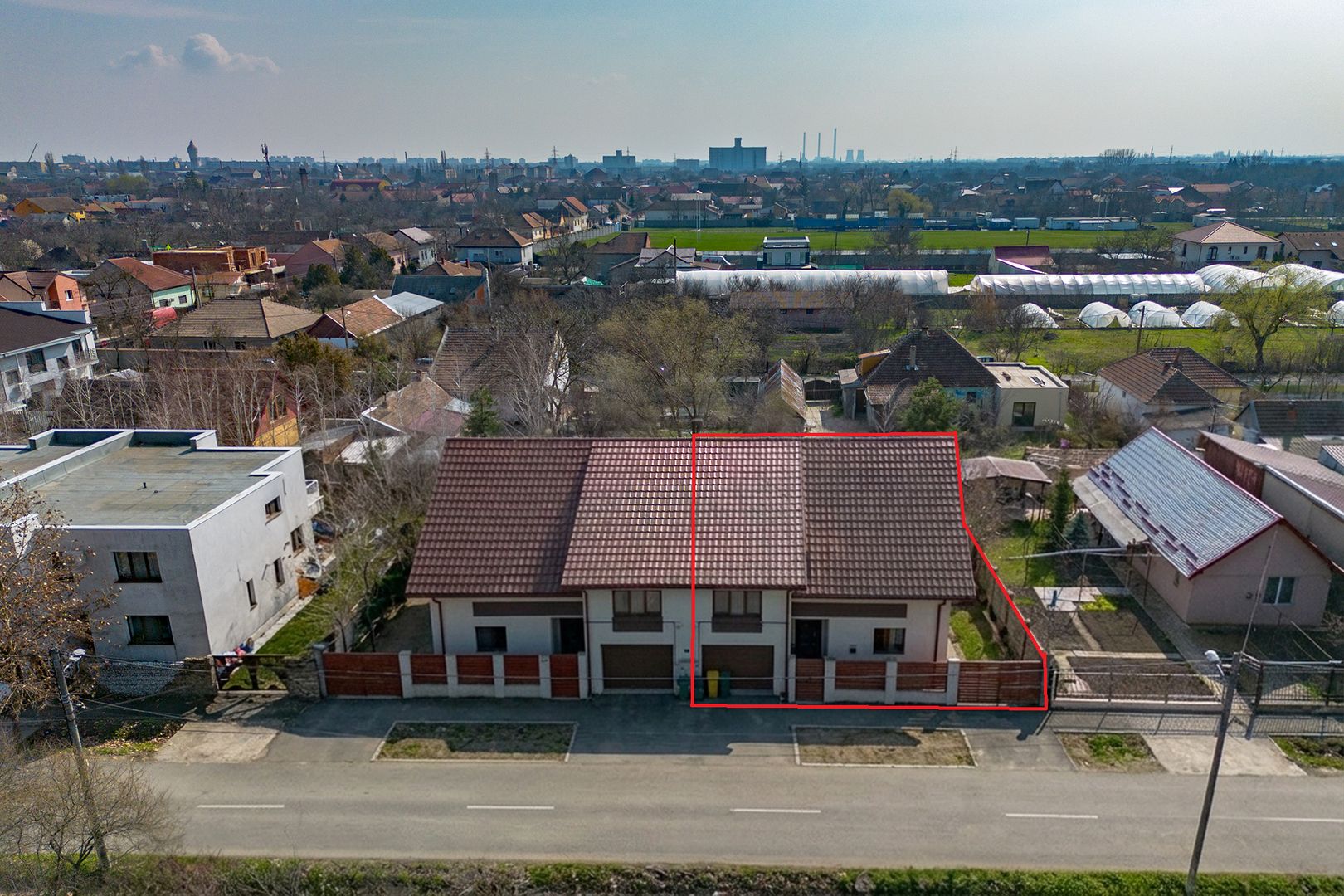 Casă cu 4 dormitoare în Ronaț | 181 mp utili | Garaj | Teren 345 mp - Poză 2