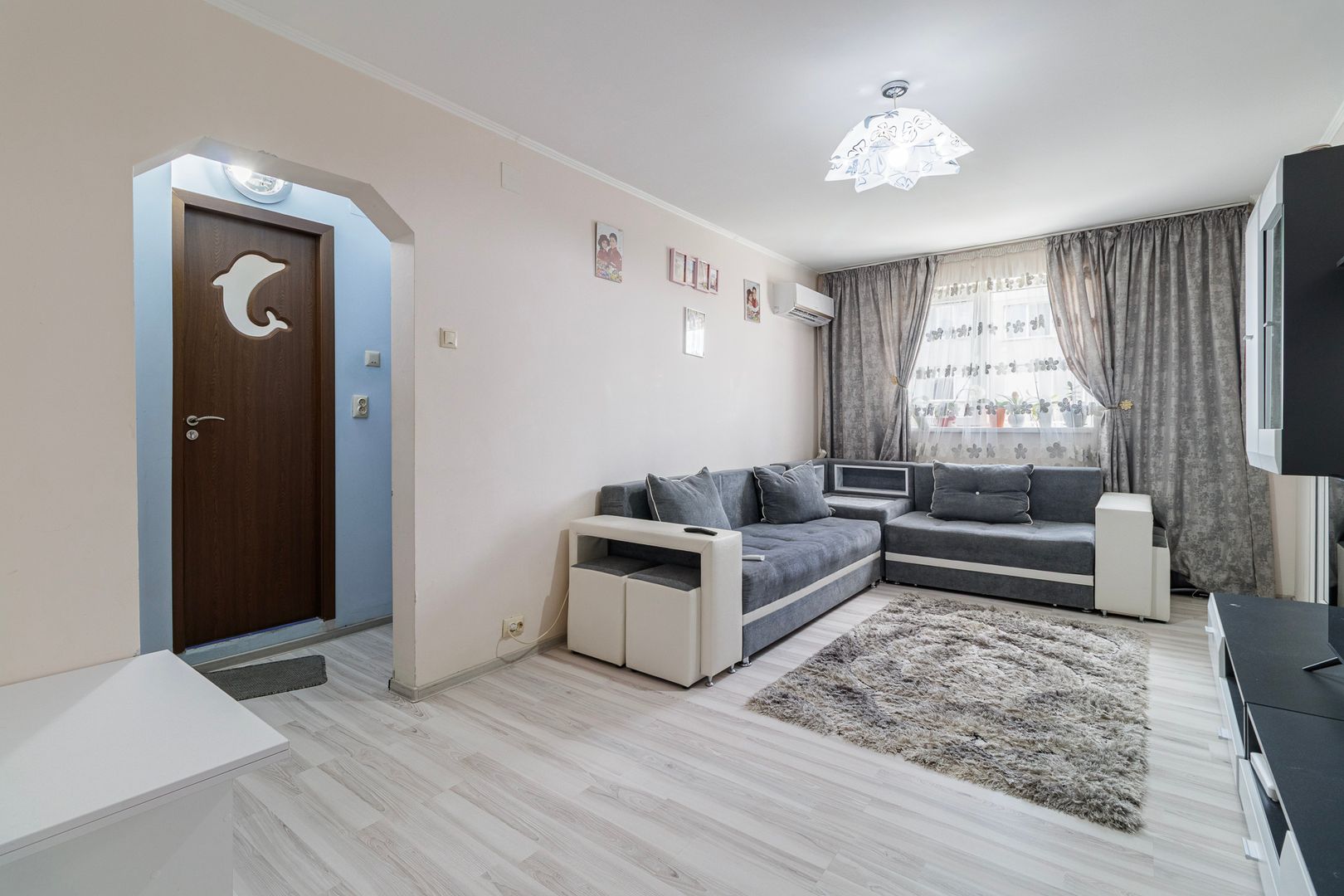 4 camere cu centrala, et 7 din 8 - Poză 1