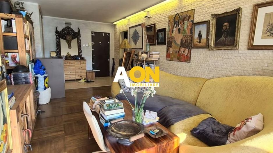 Apartament de Vanzare, 2 camere,  priveliste superba - Poză 10