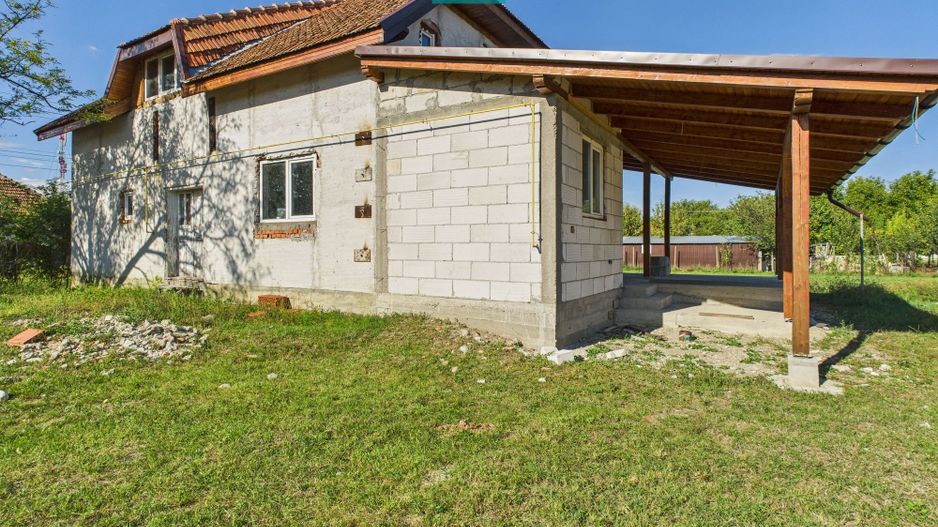 Casă cu panoramă spre dealurile Șiriei - Poză 7