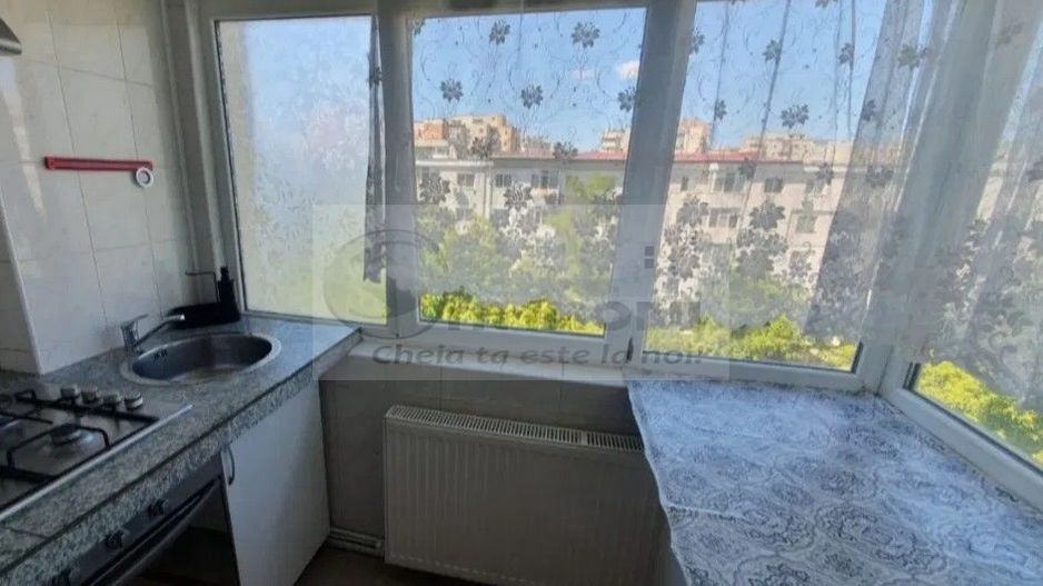 Apartament decomandat 3 camere - Mobilat complet - Canta - 450€ - Poză 6