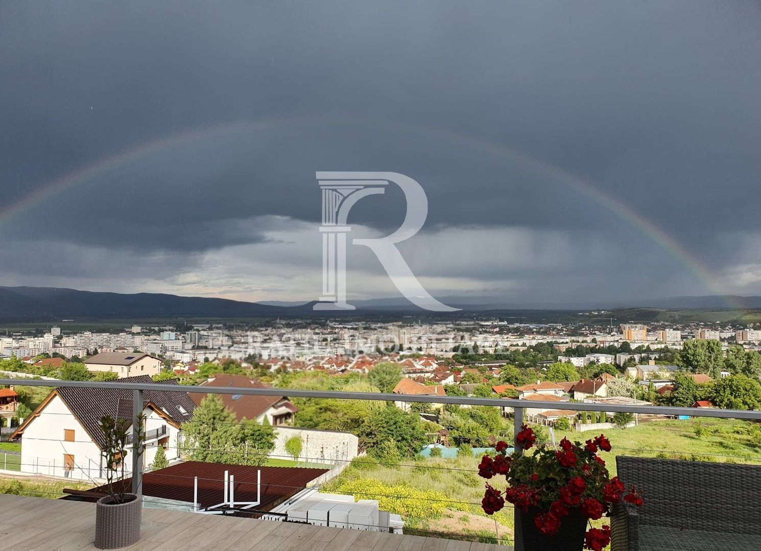 Casa moderna | 2 terase | Vedere Panoramica | Deva | - Poză 1