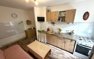 Apartament 2 camere Brazda lui Novac Etaj 1 Centrala termica 52mp - Poză 6