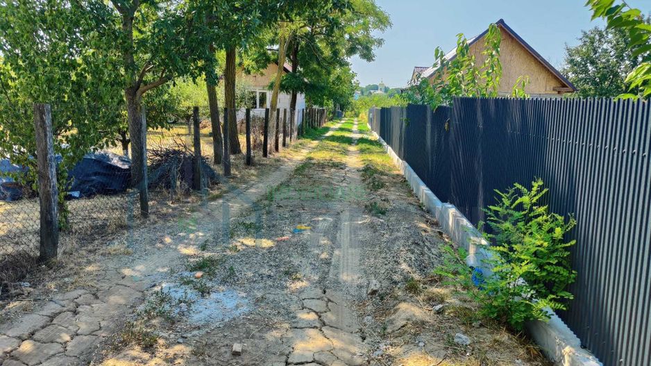 Teren intravilan de 1300 mp în sat Popricani, comuna Popricani, județul Iași - Poză 5