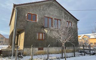 Casa De Vanzare // 320mp2 Utili // 2 intrari separate - Poză 2
