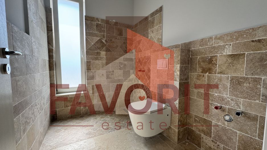 Duplex pe parter. 3 dormitoare. La asfalt - Poză 7