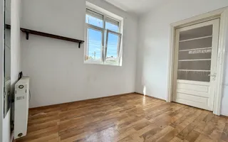 Parte de casă cu 3 camere, curte proprie și teren – Str. Ion Baiulescu - Poză 12