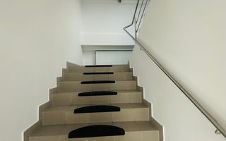 Inchiriez  cladire birouri cu suprafata de  660 mp - Poză 8