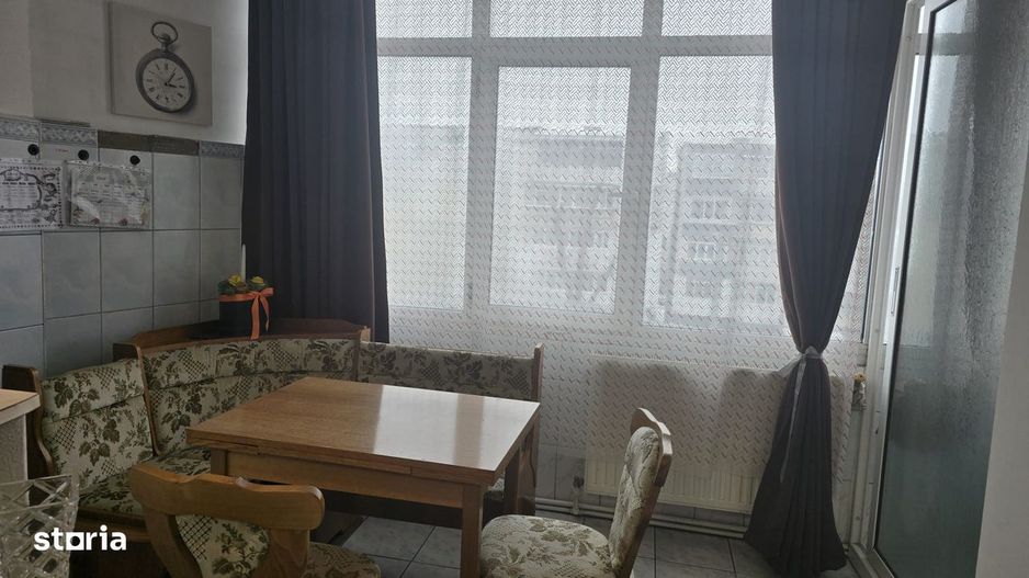 Apartament 2 camere, modificat în 3 camere – Micro 14,et.3 - Poză 1
