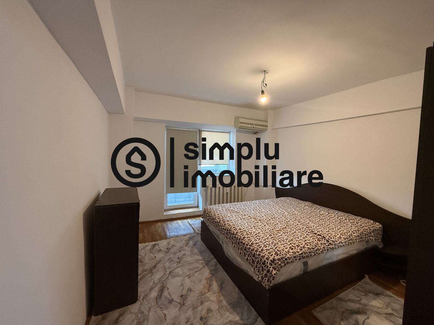2 decomandate, Piata Centrala - 450 Euro - Poză 2