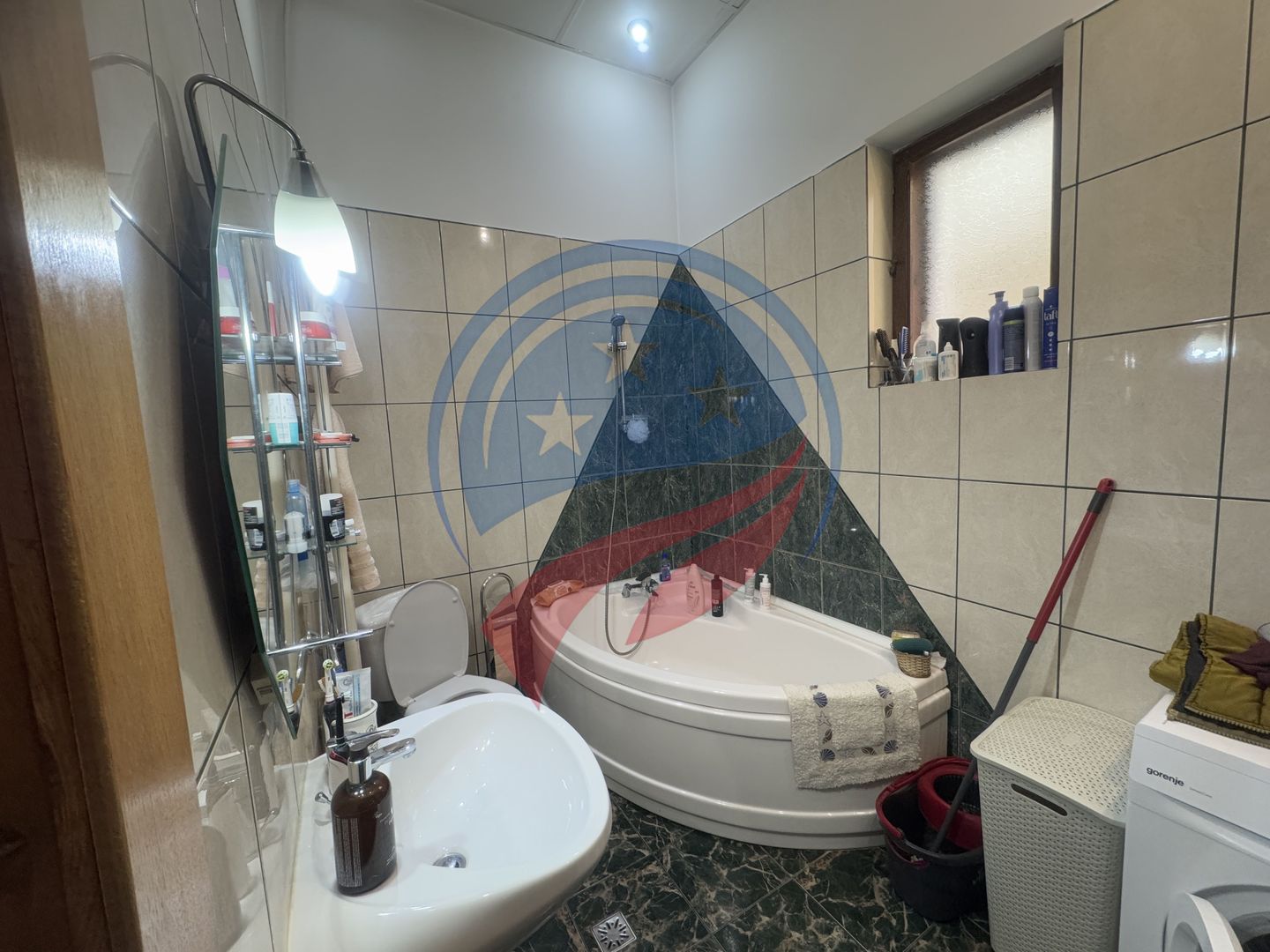 Casa cu 4 camere,  Zona Centrala-  Sf. Apostoli - Poză 3