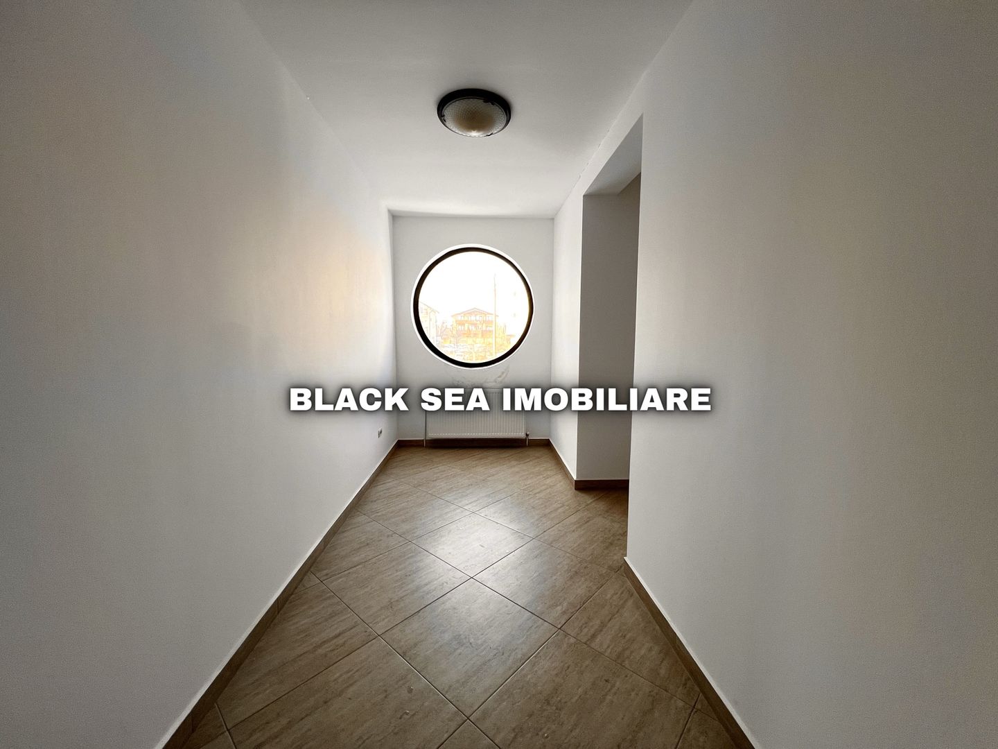 Vila P+1 de 5 camere l Mamaia Nord - Deschidere 23M l Teren 1564MP - Poză 11