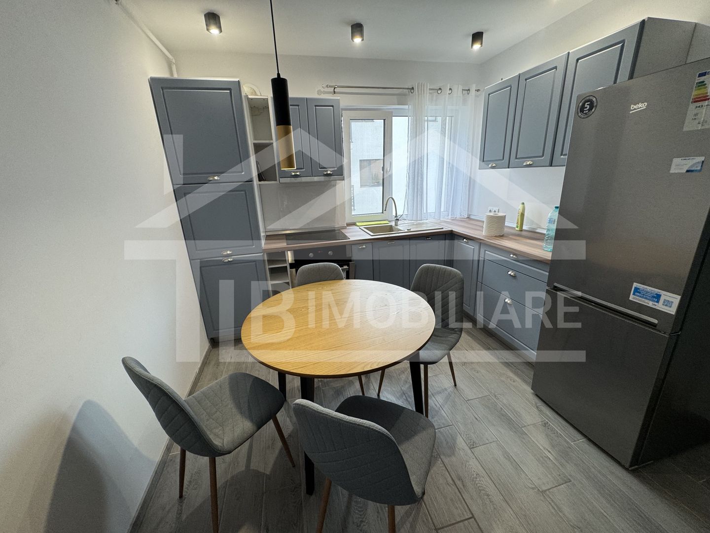 Apartament cu 2 camere, 60mp, Zona UMFST - Poză 6