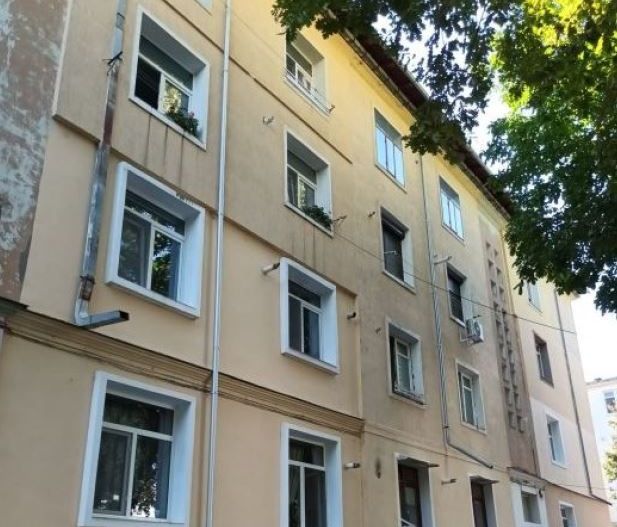 Garsoniera Roman - Poză 1