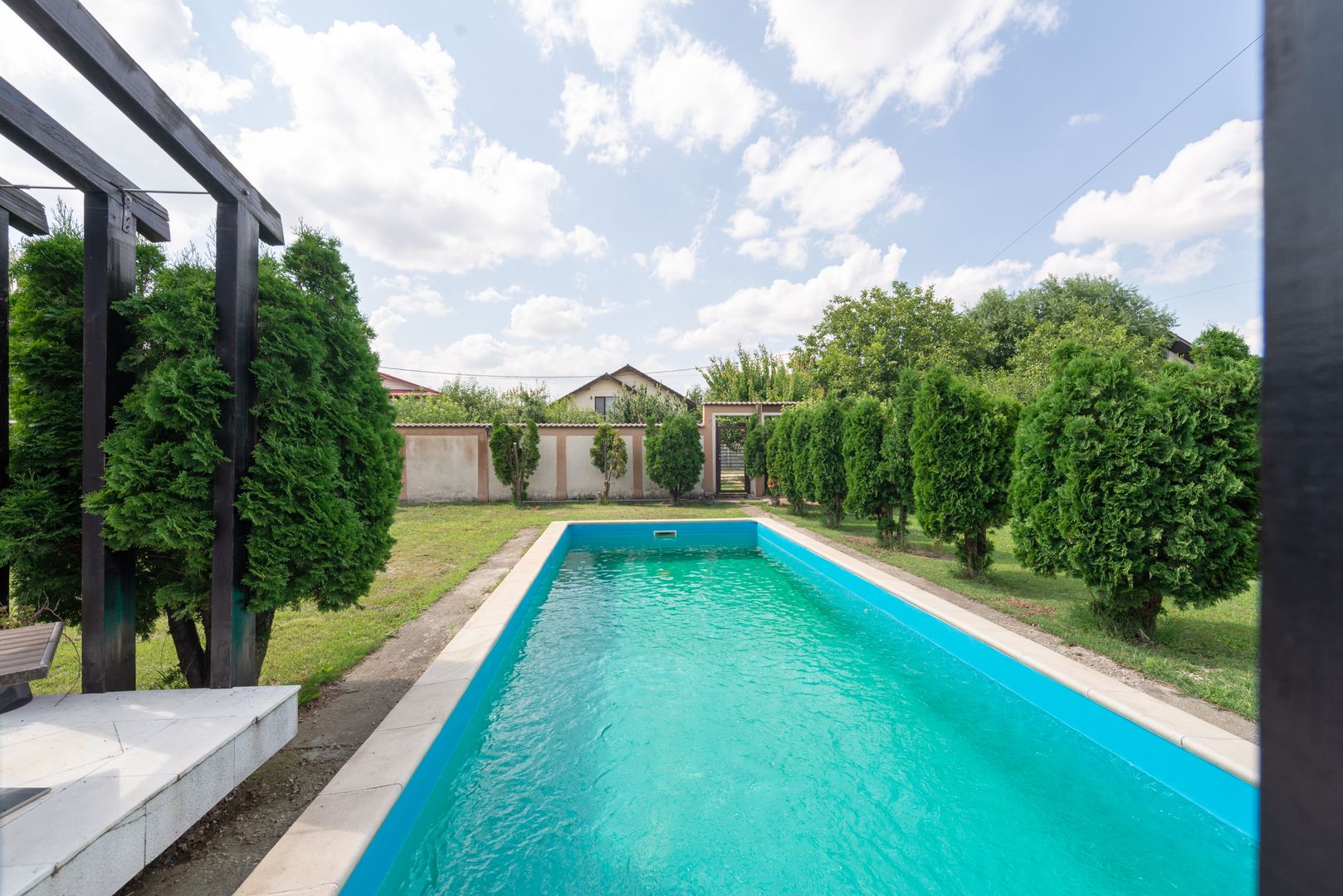 Vila cu piscina, 6 camere, 254mp utili, 815mp teren, com. Berceni - Poză 51