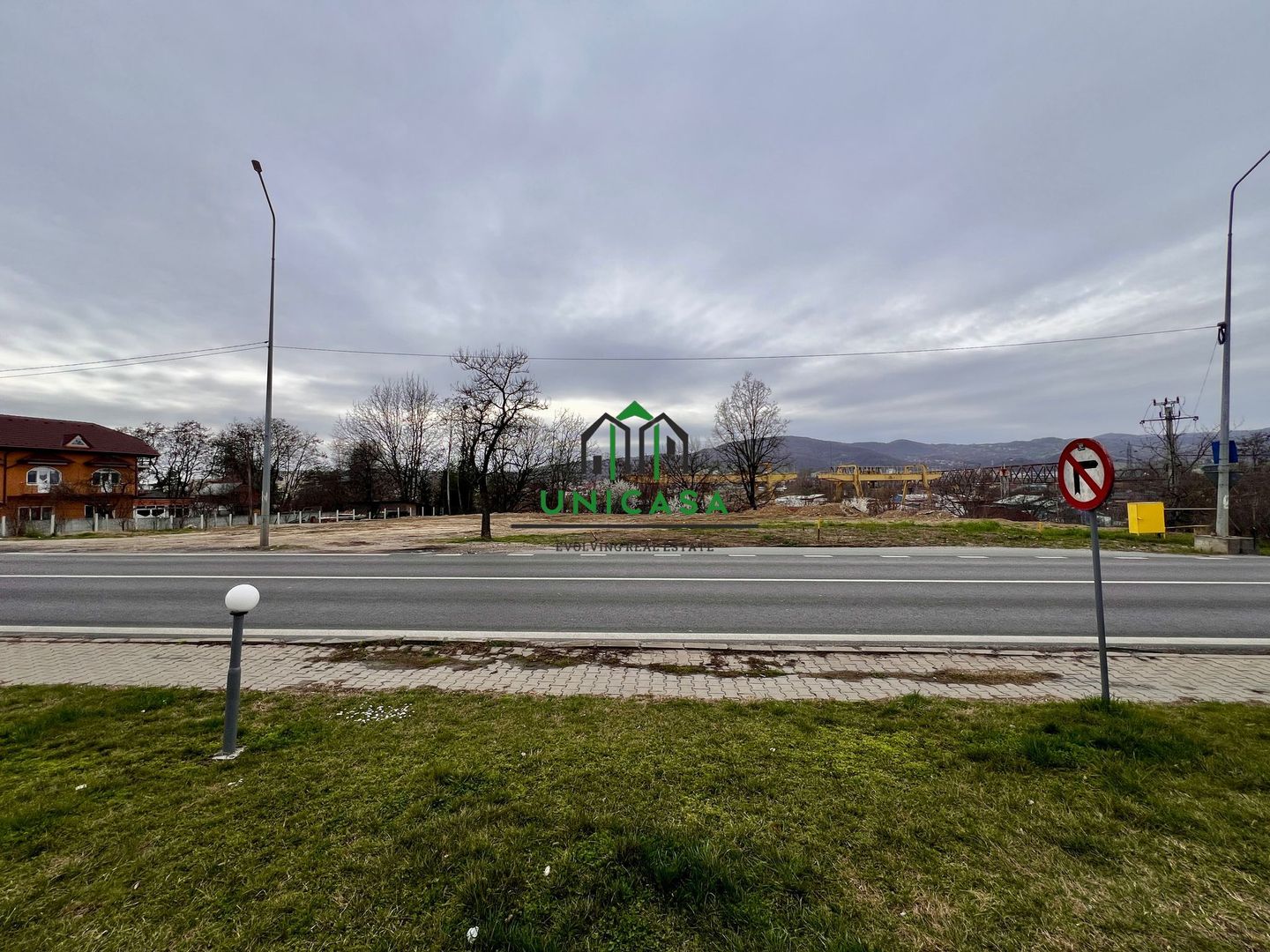 Teren intravilan /3211mp / Calea Bucuresti - Poză 4