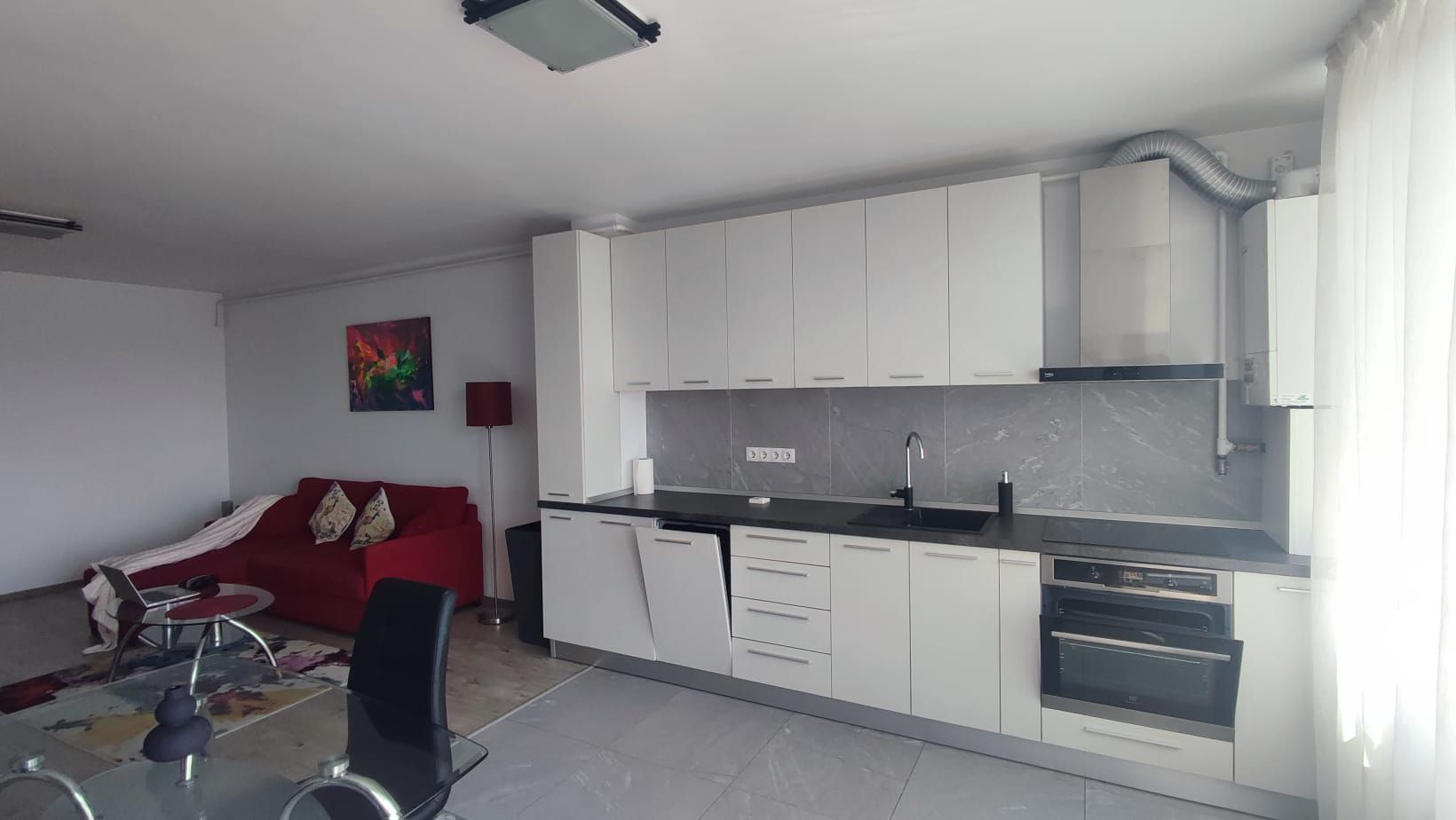 2 camere cu Parcare Subterana Piata 1 MAi - Poză 4