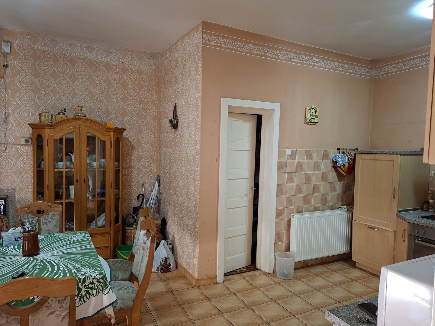 BRASADAS vinde casa P+M 6 cam 227mp teren 11 ari in 14 Mai. - Poză 11