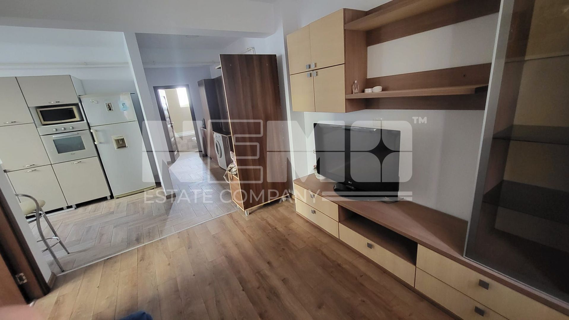 APARTAMENT 3 CAMERE I BLOC NOU I 60mp I SUCEAVA - Poză 1