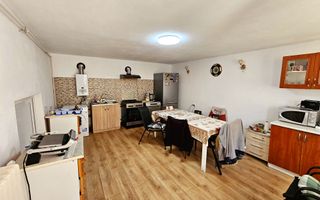 Casa 4 camere + anexe, 2084 mp teren, Totoi, la 10 km de Alba Iulia - Poză 15