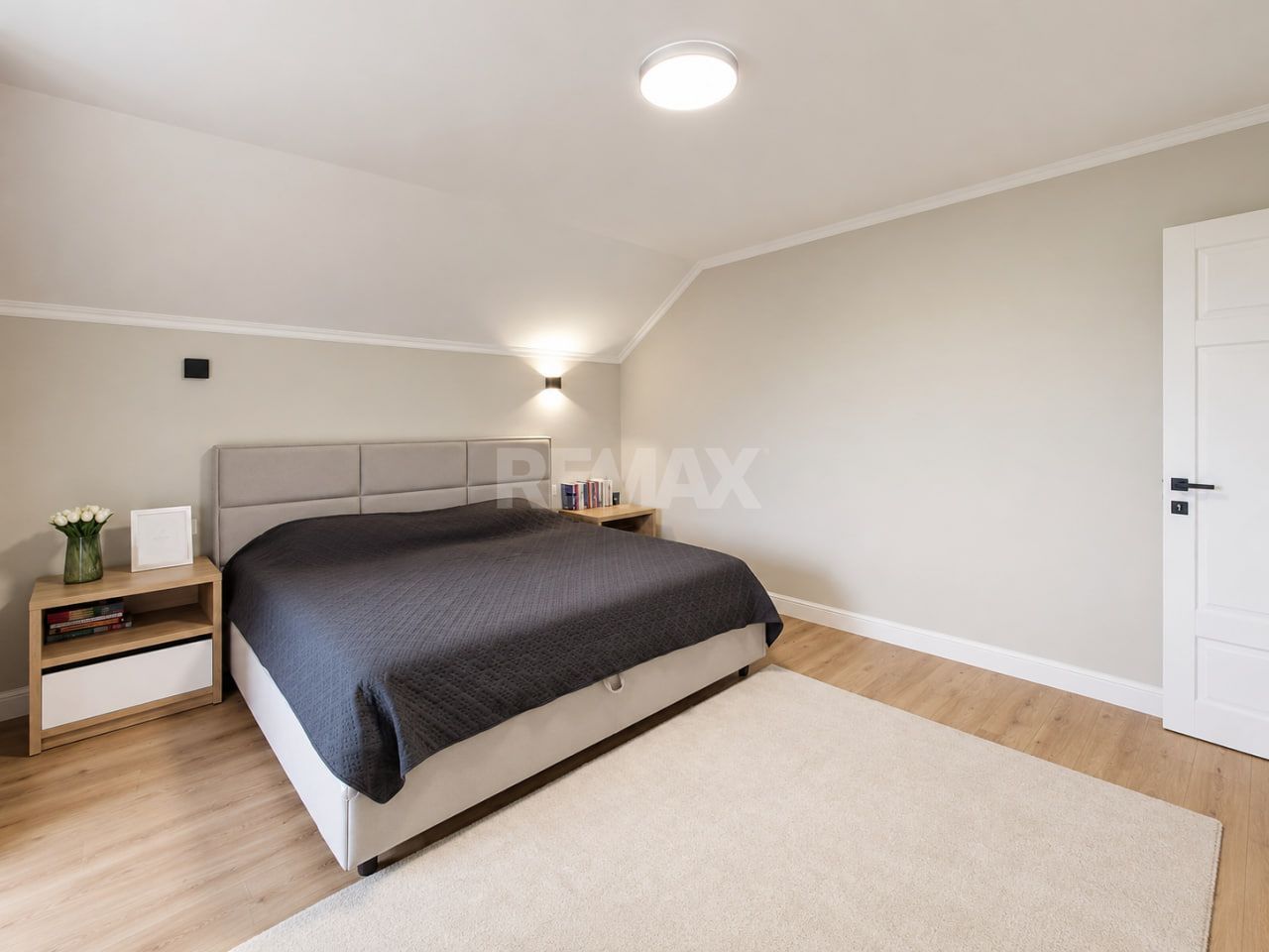 Casă 3 + Living, renovată | 17 ari | Panouri fotovoltaice | Pompă de căldură | Măgdăcești - Poză 23