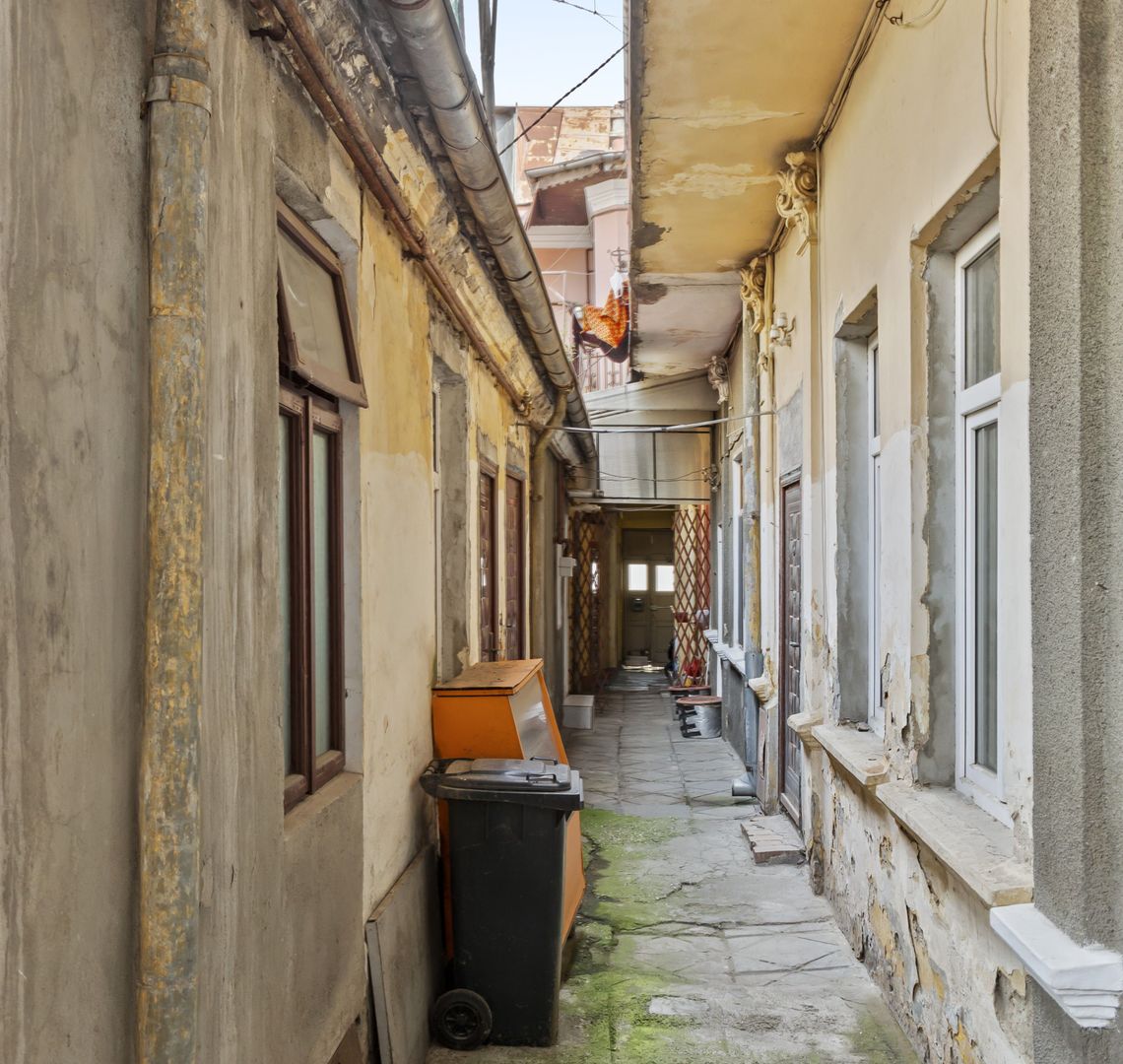 Vindem apartament la curte aproape de parcul Carol - Poză 10