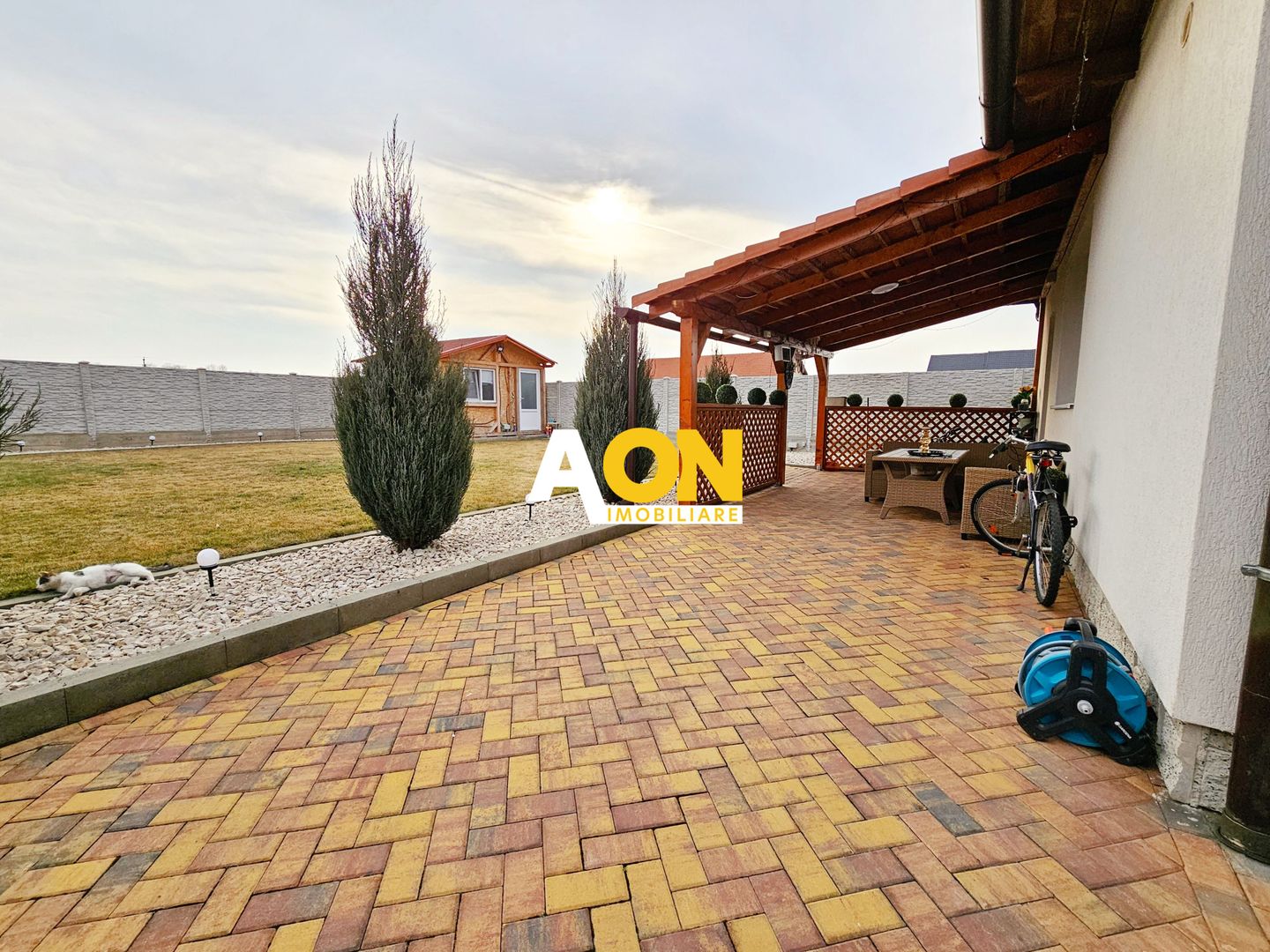 Casa 3 camere, mobilata, utilata, 448 mp teren, Partos - Poză 3
