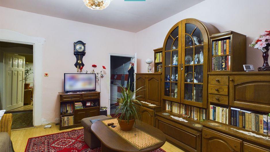 Apartament la casă cu 2 camere zona Boul Roșu - Poză 12