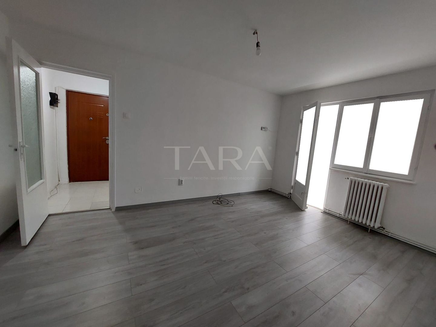 Apartament 2 camere renovat, etaj intermediar, Mănăștur. - Poză 1