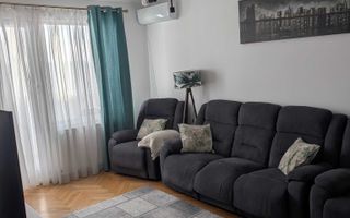 Apartament 3 camere de vânzare, Târgu Mureș, zona Tudor, Înfrățirii - Poză 1