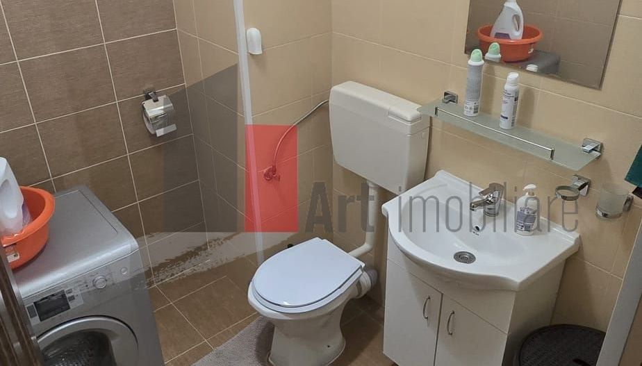 Vânzare apartament decomandat 3 camere cu 2 băi și centrală Metalurgiei - Monaco - Poză 2
