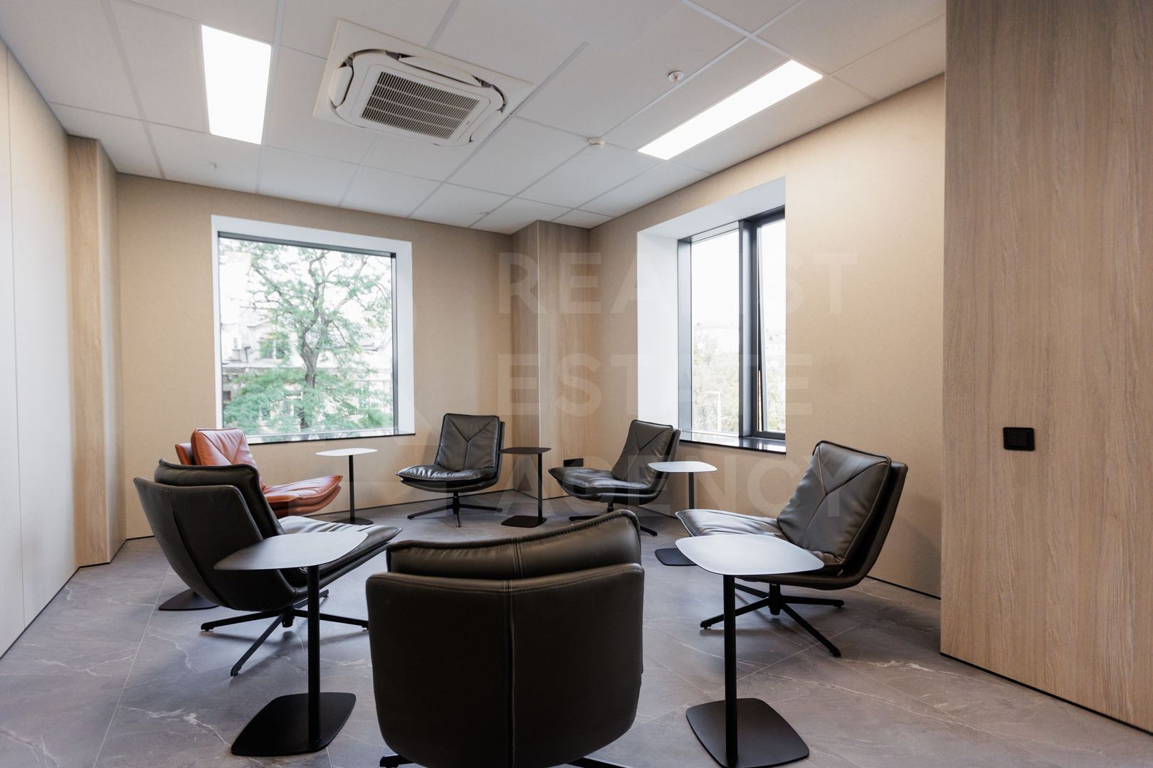 Chirie, oficiu, 990 mp, bulevardul Ștefan cel Mare și Sfânt, Centru - Poză 60