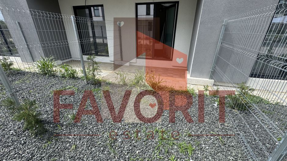 Mobilat si utilat. 2 locuri de parcare. Curte privata in CF - Poză 9